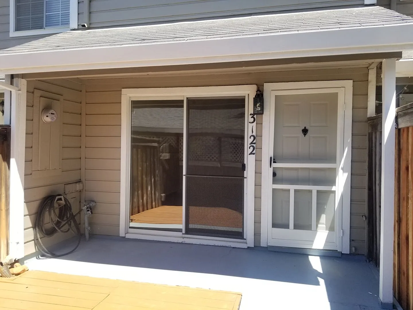 3122 Woods Cir photo 1