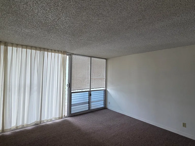 1600 Wilikina Dr #B506 — Photo 39