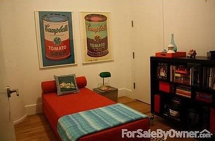 bonus room/ guest room