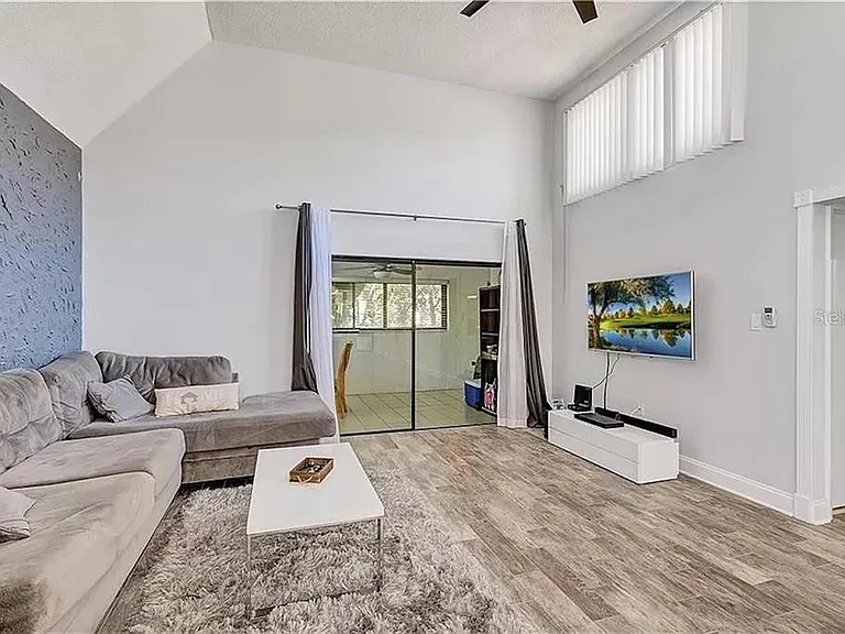 5818 Windhover Dr #5818 — Photo 4