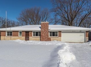406 2nd St NW, Dodge Center, MN 55927