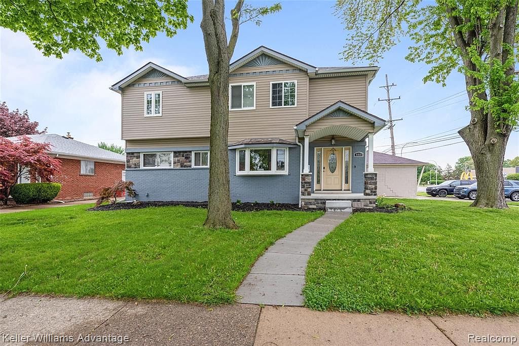 8818 Merriman Rd, Livonia, MI 48150 Zillow