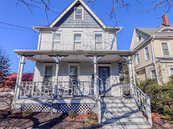 19 Union St, Mount Holly, NJ 08060