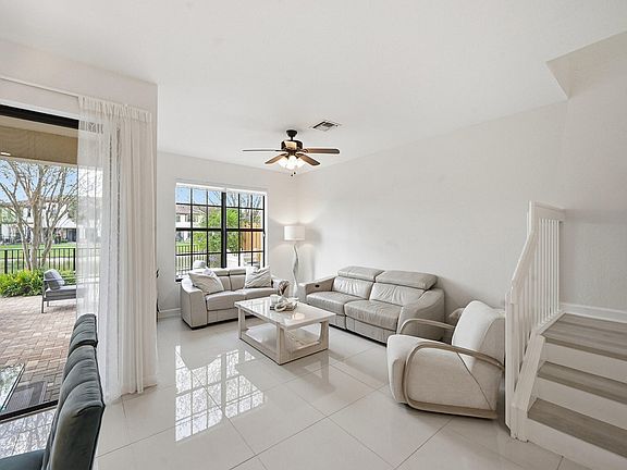 5th image of 10415 Wellington Parc Dr #0