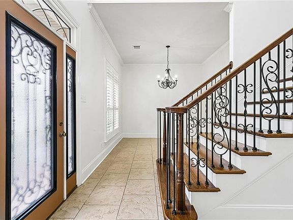 4th image of 1109 Bonnabel Blvd