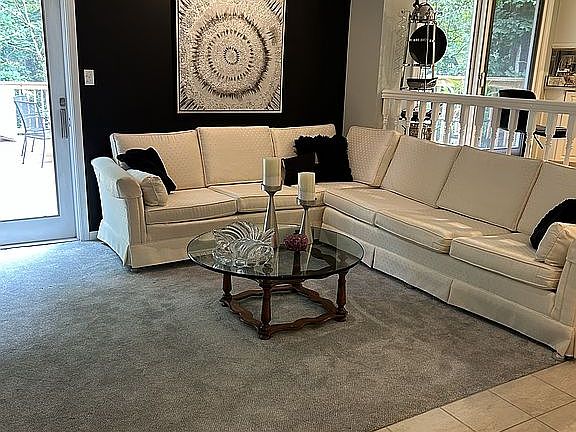 Conversation Family Room