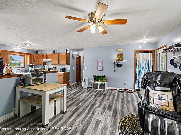 5th image of 5185 Young Rd