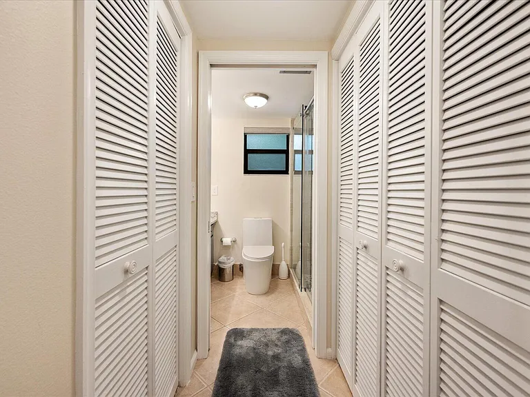 11863 Wimbledon Cir #539 — Photo 6