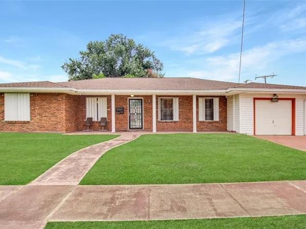 927 Cedre Dr, Westwego, LA 70094