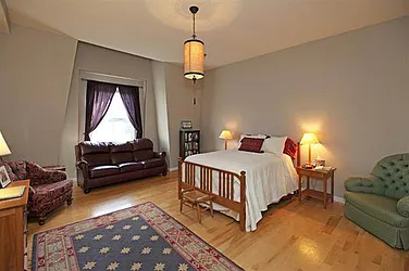 Sold by Century 21 Innovative Realty