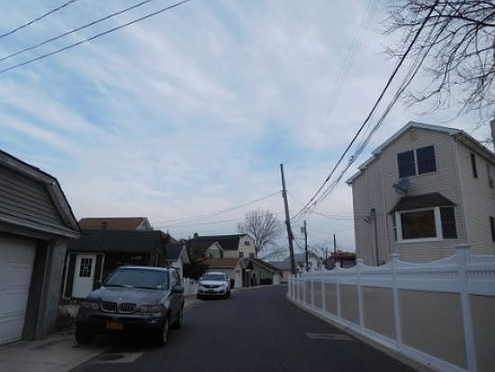 4th image of 23 West Ave