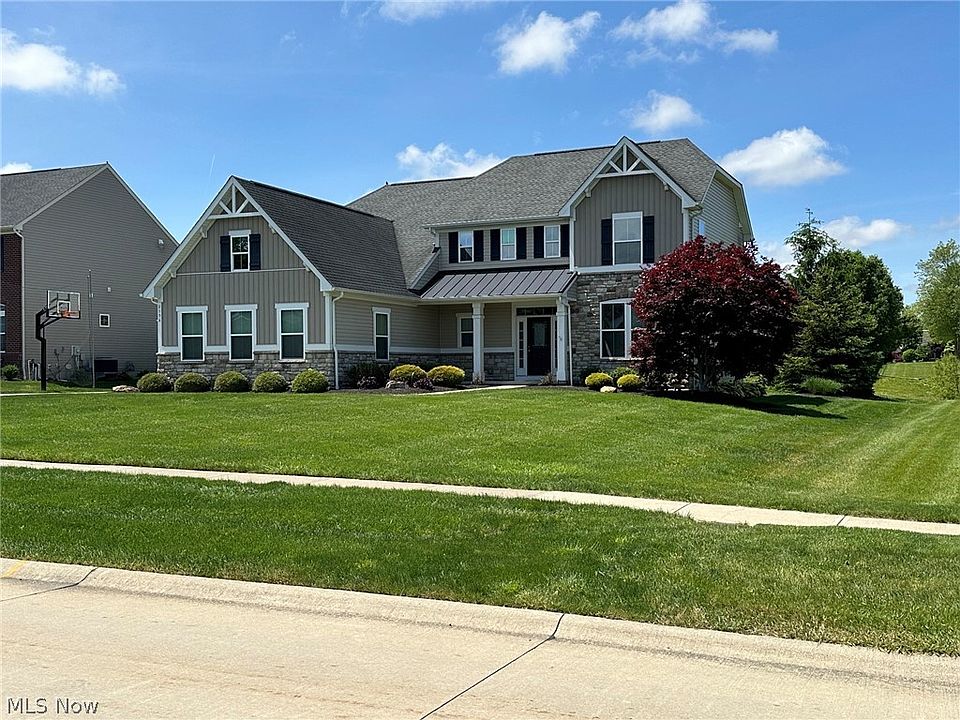 1st image of 2556 Palmer Ln