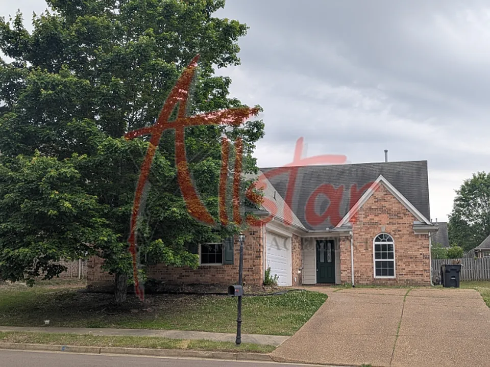 947 Clubhouse Dr