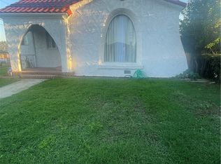 300 W School St, Compton, CA 90220