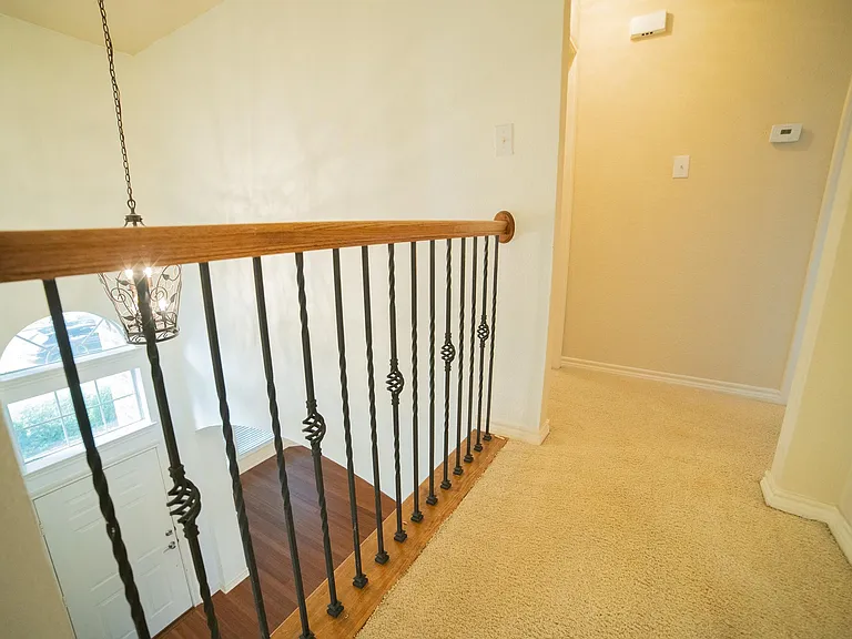 15105 Regal Oak Ln — Photo 30