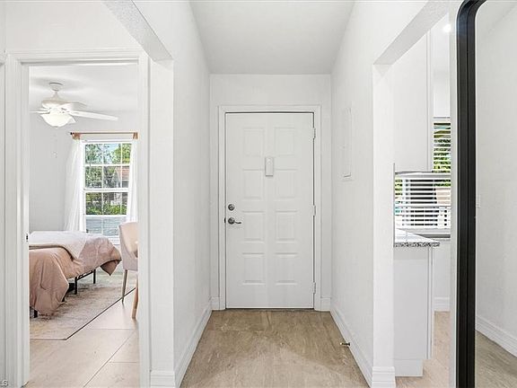 3rd image of 1714 Kings Lake BLVD #202