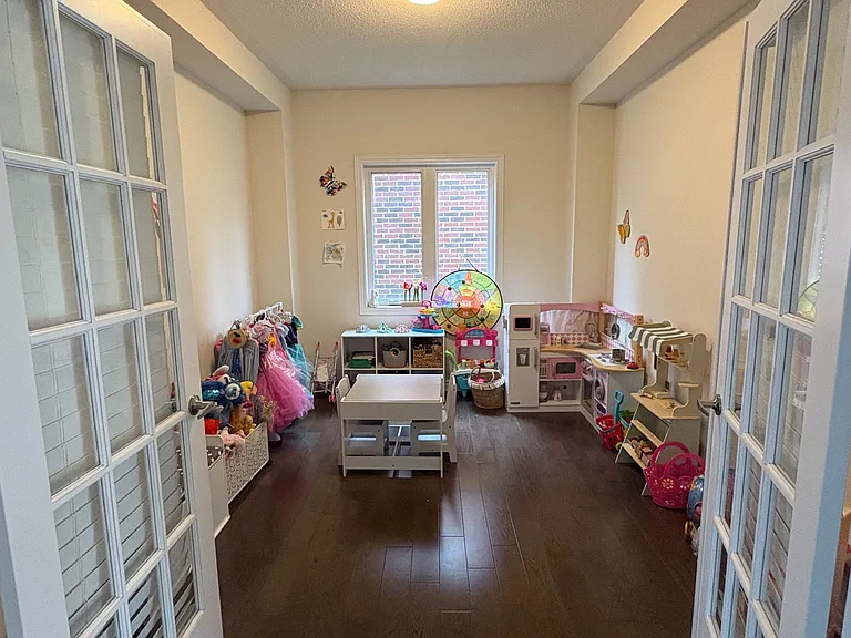 5 McCaskell St — Photo 11