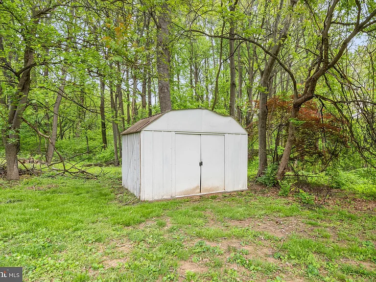 4520 Mountville Rd — Photo 38