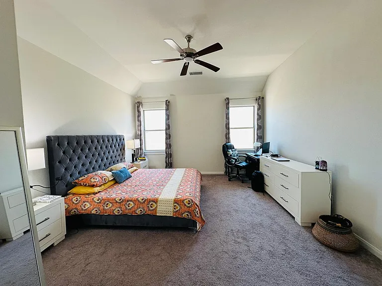 7827 Piedmont Ave — Photo 15