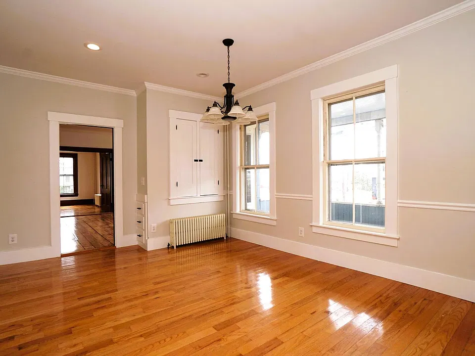 53 Gale Ave