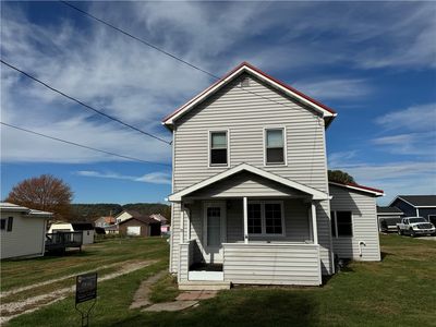 70 9th St, Lucernemines, PA, 15754