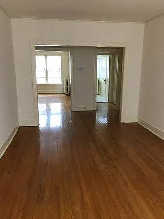 541 Hinman — Photo 4