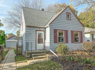 1231 S 113th St, West Allis, WI 53214