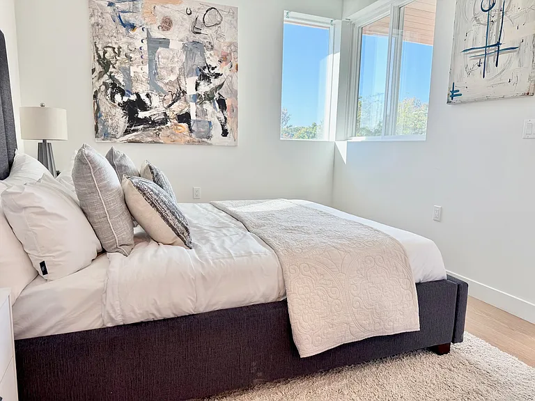 1 Bed 1 Bath plus Den