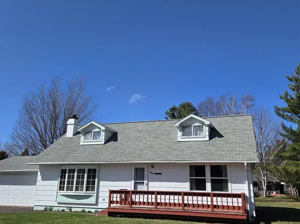 725 Parker Ave #1, Ontonagon, MI 49953