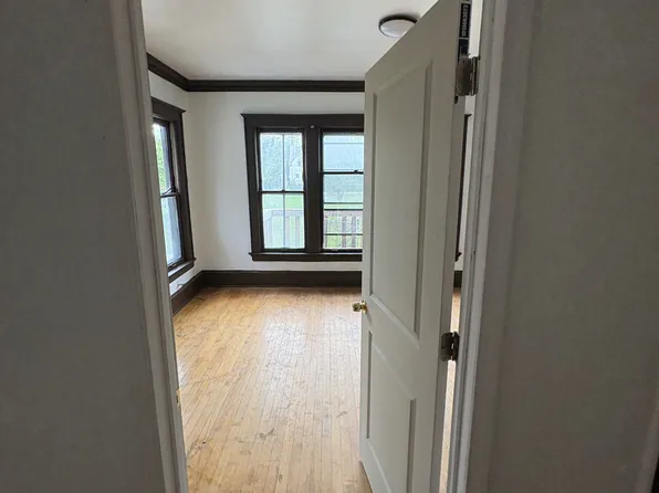 2014 N 35th St, Milwaukee, WI