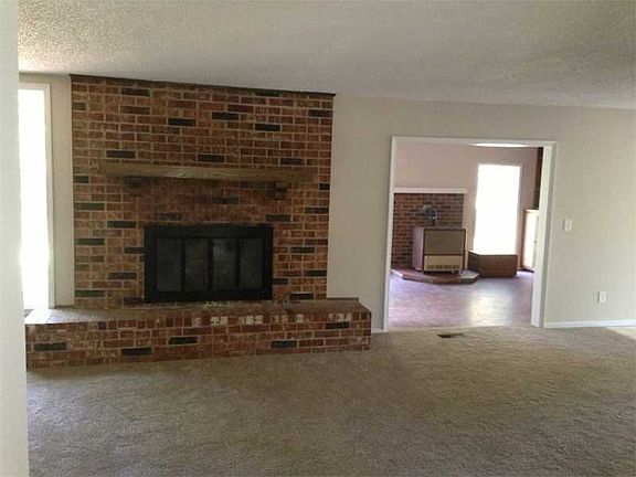 2nd image of 2603 E Fairview Ln