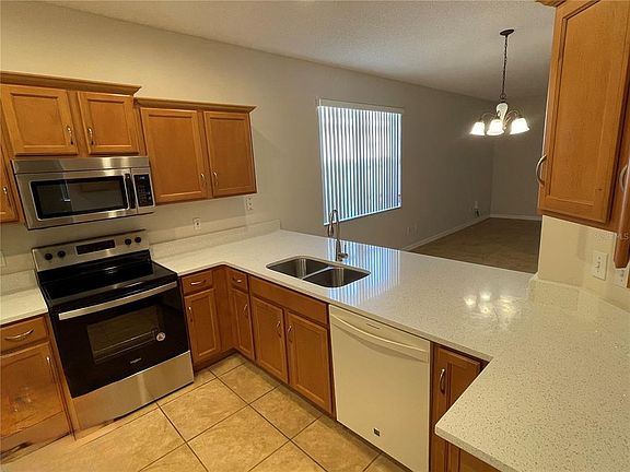 4th image of 5118 Santa Ana Dr