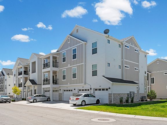 4th image of 949 W Big Ben Ln APT I302