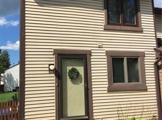 356 Charlesgate Cir, East Amherst, NY 14051