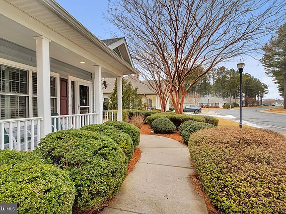 4th image of 74 Cinder Way