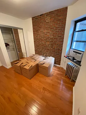 Rented by J Misrahi Realty Corp | media 22