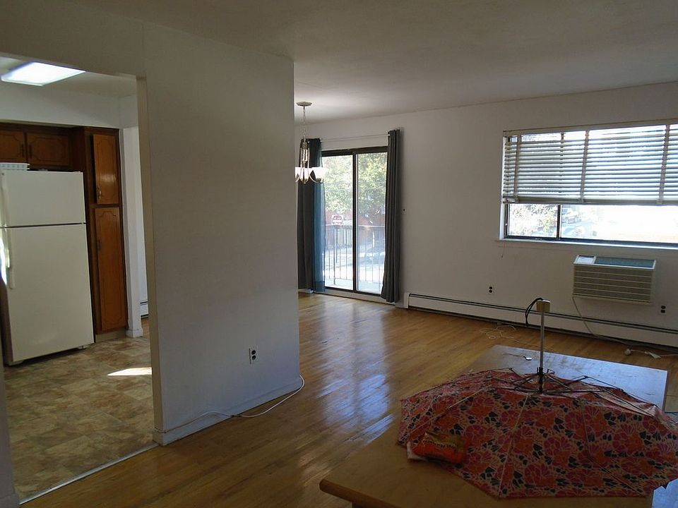 1st image of 9402 66th Ave #3