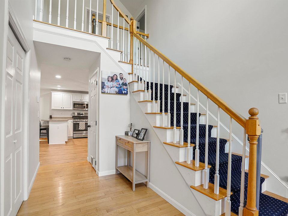 34 Gabrielle Drive, Hudson, NH 03051 | Zillow