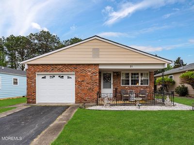 21 Lumsden Street, Toms River, NJ, 08757