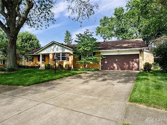 3rd image of 4717 Briar Knoll Dr