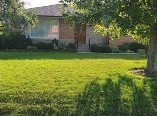 216 Wales Cres, Oakville, ON L6L 3X7