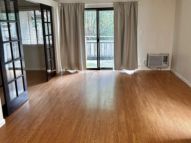 101 Kinross Dr #4 — Photo 44