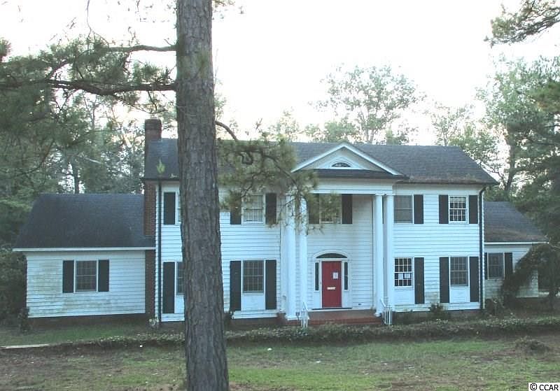 1st image of 801 Woodland Dr
