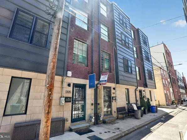 1305 S Hancock St, Philadelphia, PA 19147