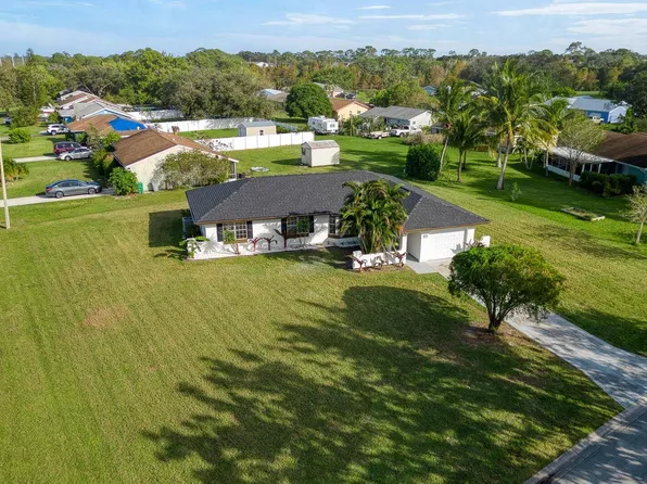 1501 SE Burning Lane, Port St Lucie, FL 34952