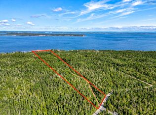 600B Middle Rd, Lunenburg, NS B0J2X0
