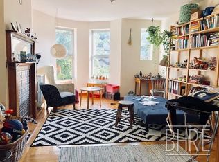 439 2nd St #2R, Brooklyn, NY 11215