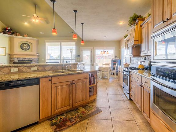 4th image of 4663 W Saguaro Dr