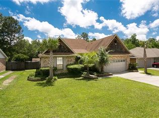 327 Riviera Dr, Slidell, LA 70460