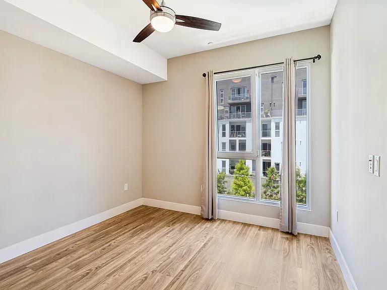 INclave Luxury Apartments — Photo 18